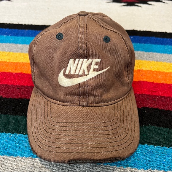 Nike Other - Vintage Nike Distressed SnapBack Hat